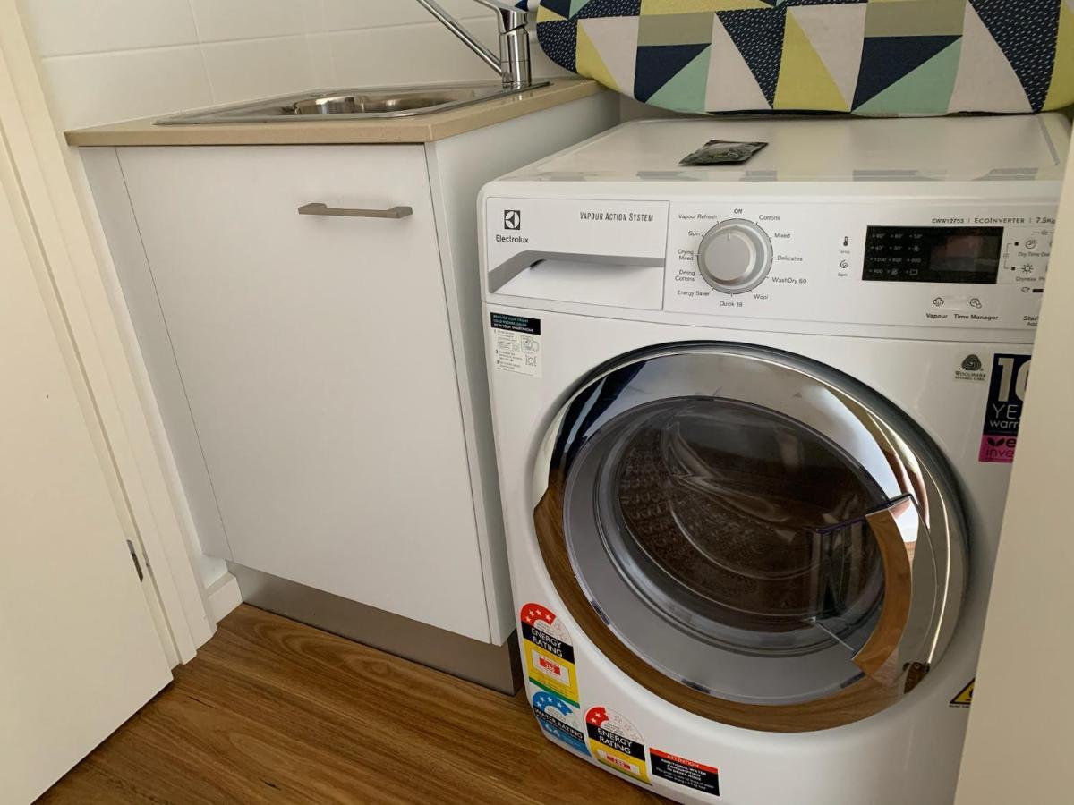 Captains Cove 1St Floor Spa Luxury Apartments - Free Netflix Paynesville Eksteriør billede