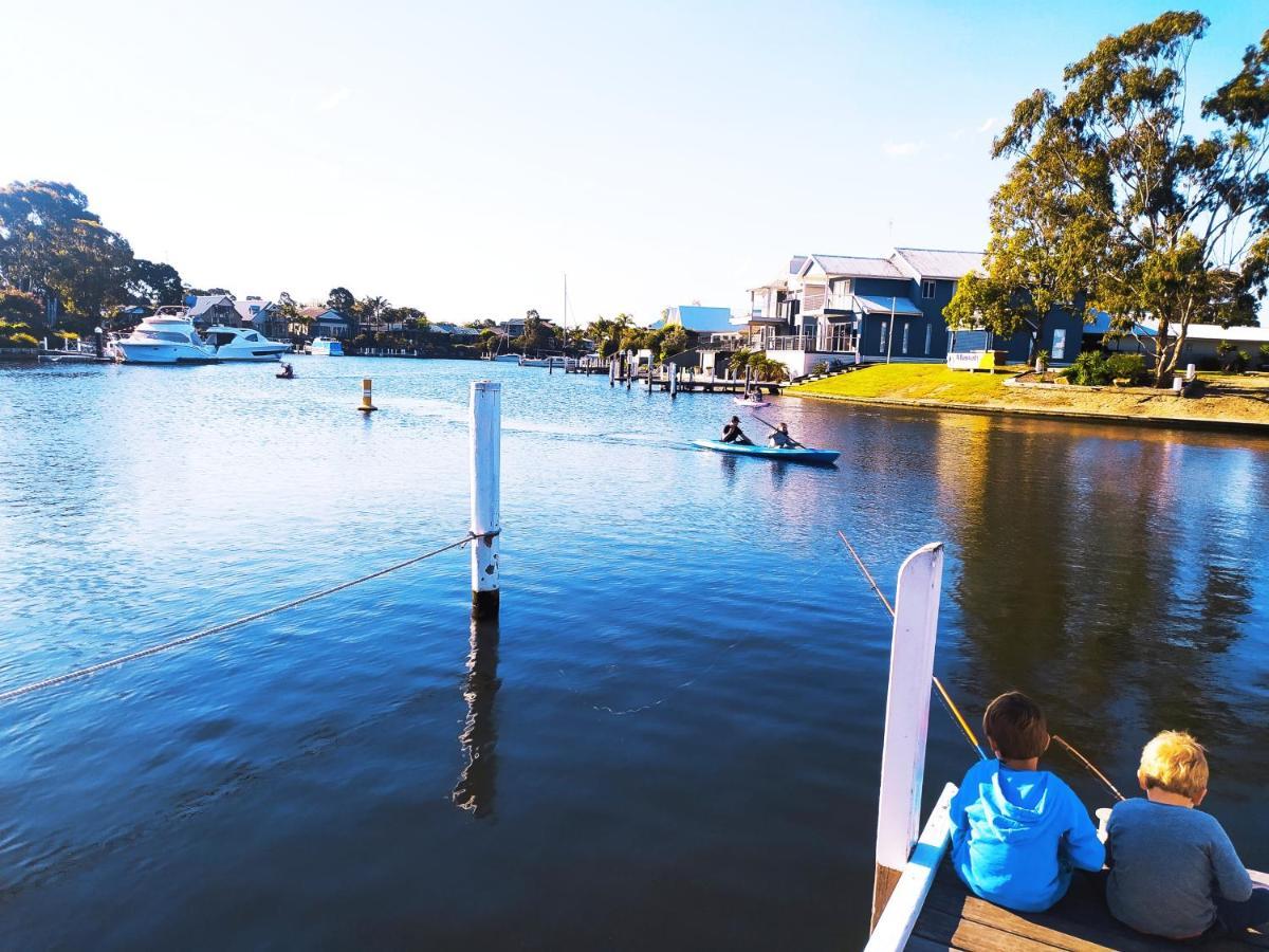 Captains Cove 1St Floor Spa Luxury Apartments - Free Netflix Paynesville Eksteriør billede