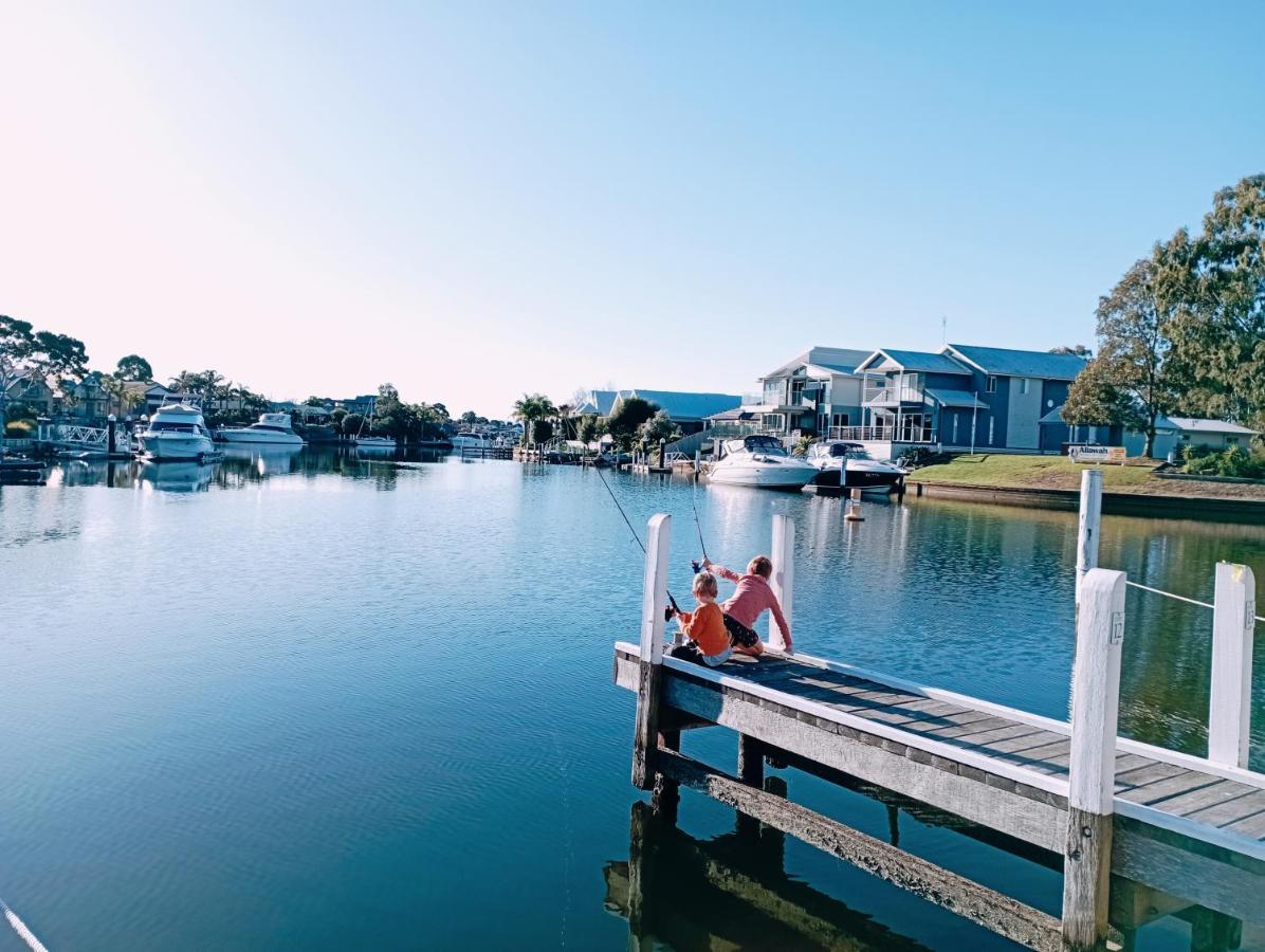 Captains Cove 1St Floor Spa Luxury Apartments - Free Netflix Paynesville Eksteriør billede